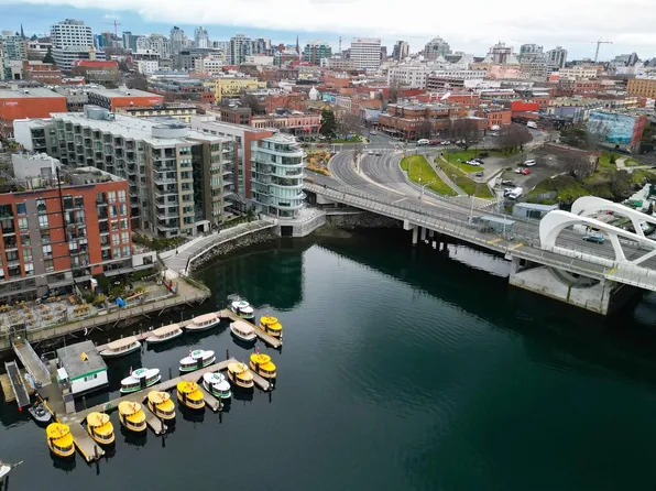 1628 Store St #807, Victoria, BC V8W 0H1