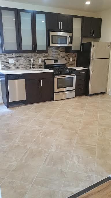 2nd image of 520 W 183rd St APT 4