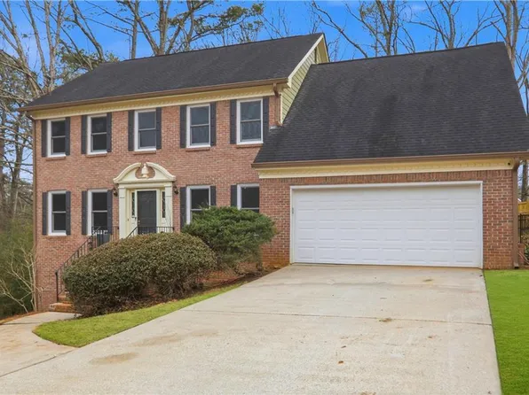 4870 Racquet Ct, Duluth, GA 30096