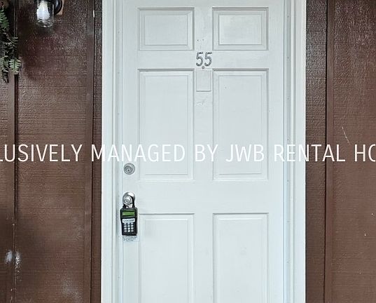 2nd image of 7201 Arlington Expy APT 55