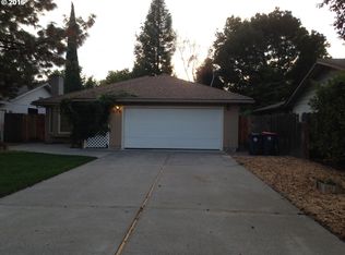 1838 Lillian St, Medford, OR 97501