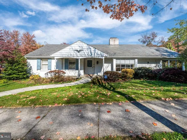 1515 Old Wyomissing Rd, Wyomissing, PA 19610