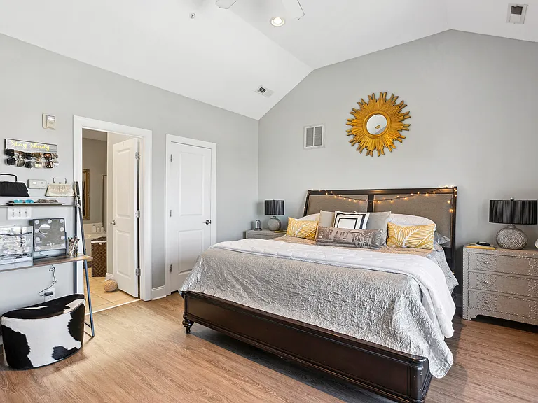 650 Saint Joseph St #201 — Photo 5