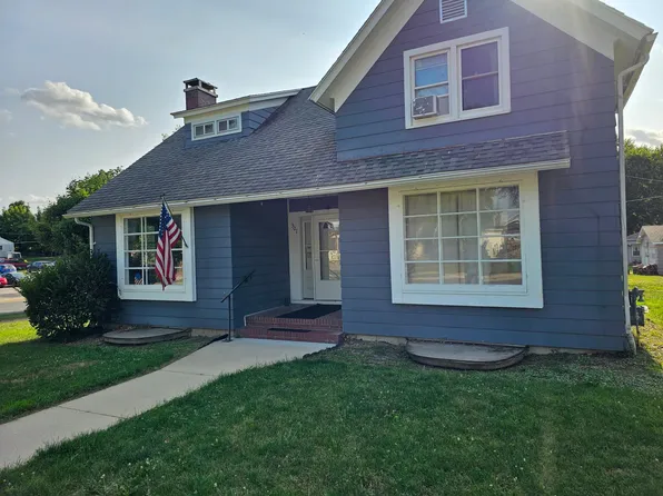 301 Pleasant St NE, Preston, MN 55965