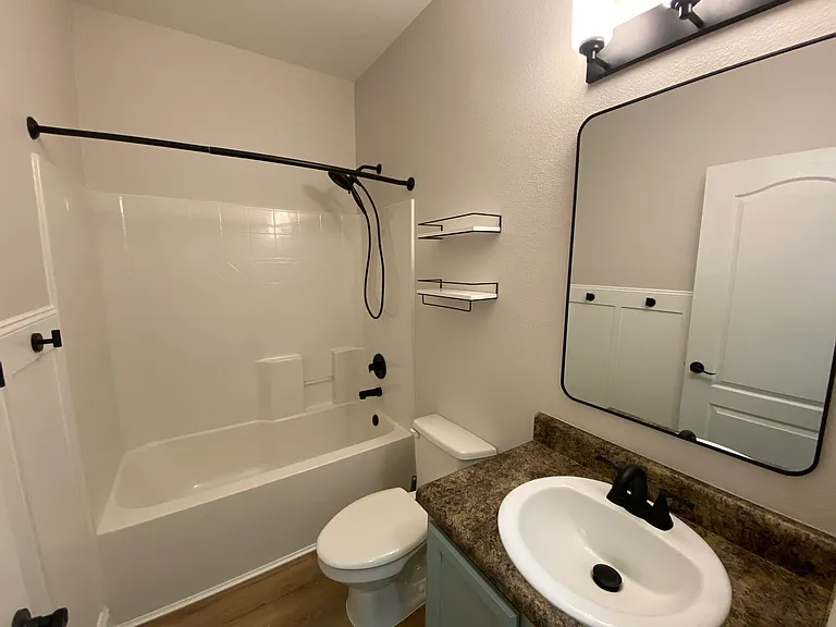24304 Raynagua Blvd — Photo 10