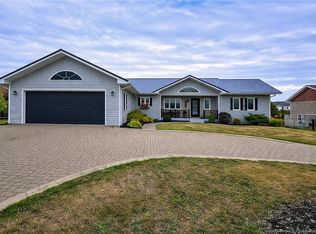 1295 Riverside Dr, Bathurst, NB E2A4X2