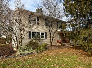 3305 Edington Rd, Akron, OH 44333