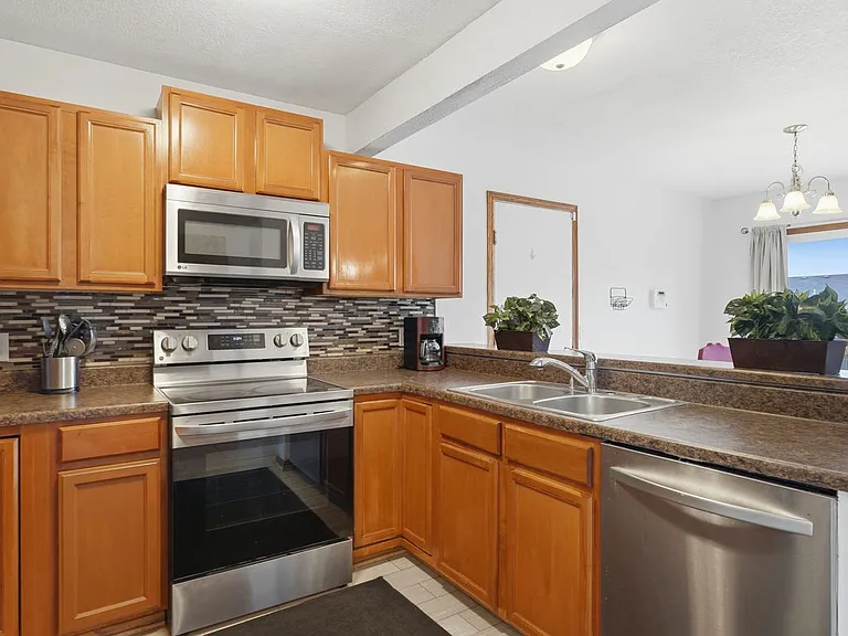 4803 NE Trilein Dr — Photo 19