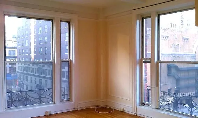 Rented by Hecht Group | media 16