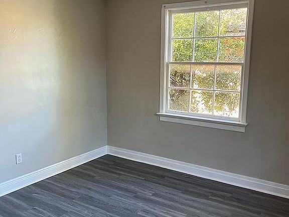 2nd image of 1715 Perry St #1