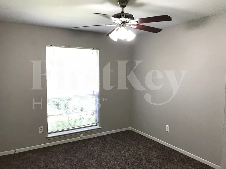 6719 Indian Falls Dr — Photo 10