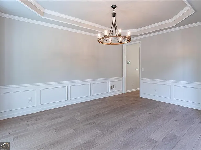 5491 Oxford Chase Way — Photo 6