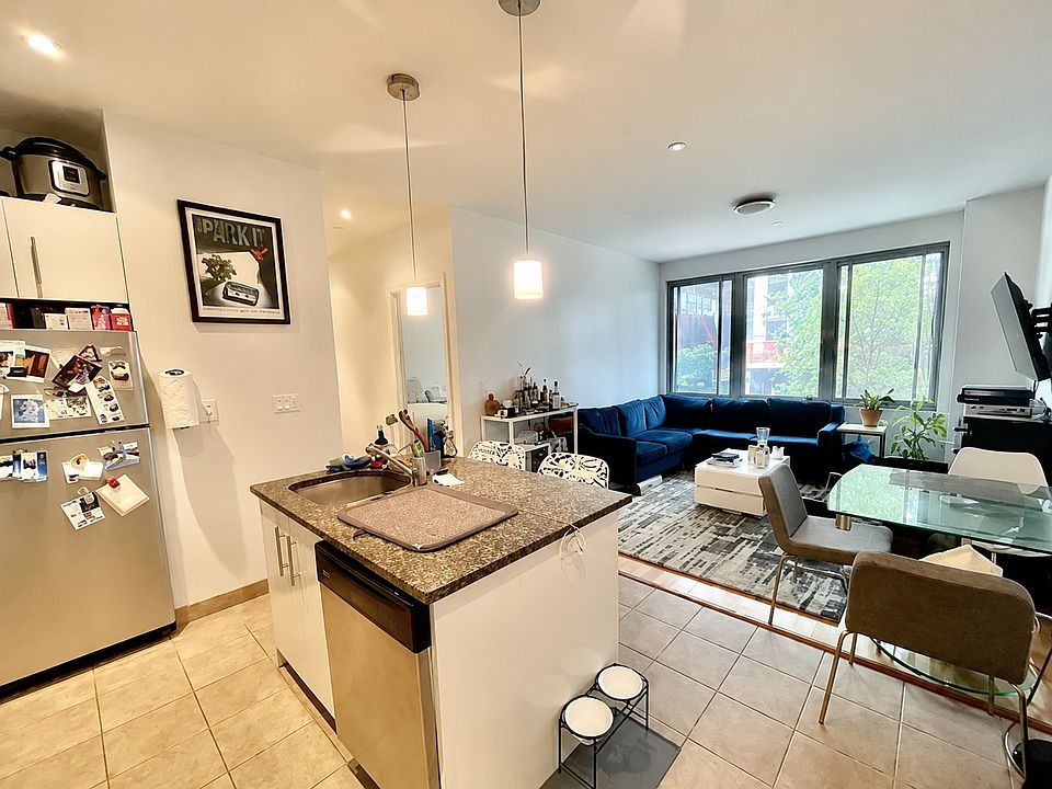 1st image of 110 4th Ave APT 3B