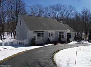 10605 Rockwood Dr, Kirtland, OH 44094