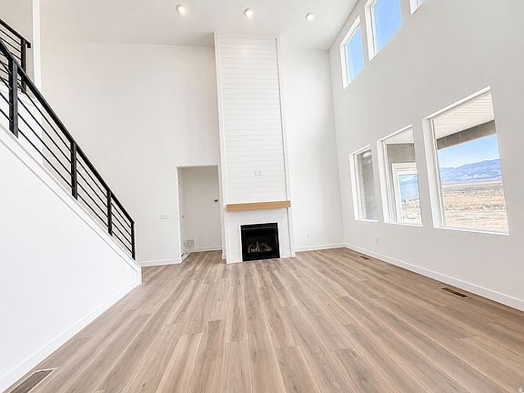 3rd image of 478 S McBride Dr #1034