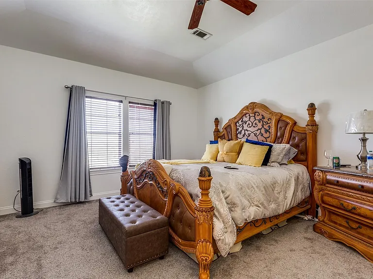 8 Cypress Point Ct — Photo 13