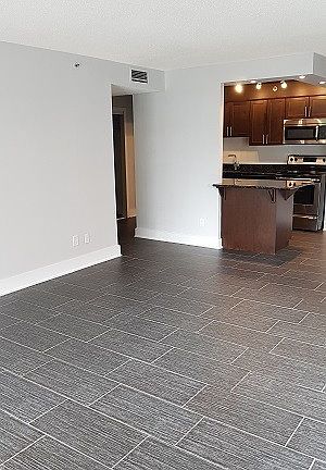 4th image of 320 5th Ave N #203