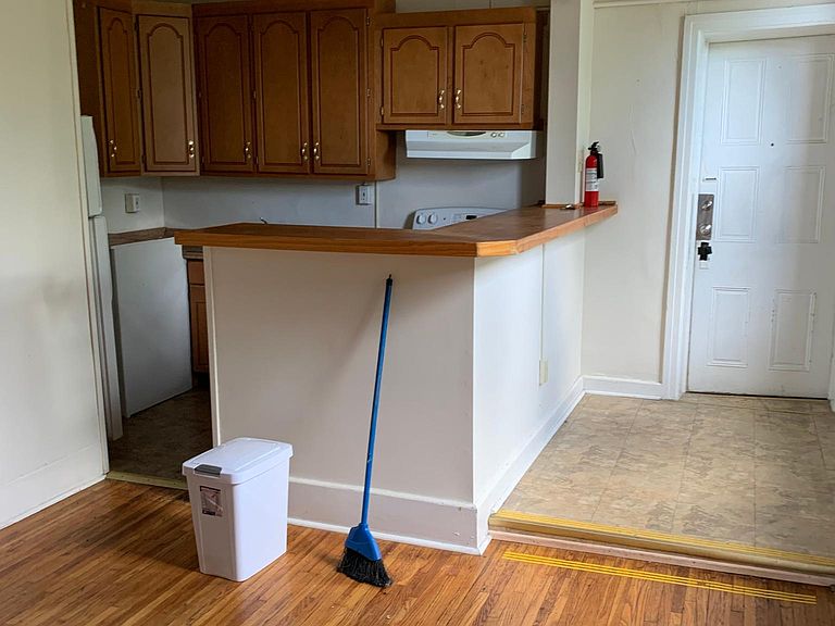 406 Chestnut St Emmaus, PA, 18049 Apartments for Rent Zillow