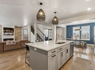 11656 S Moring Point Way W #572, South Jordan, UT 84009