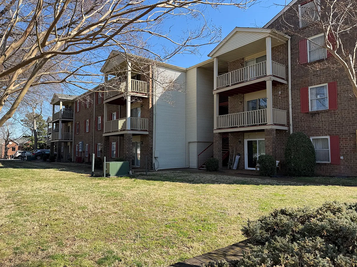 Building Photo - Charlestown Square Apartments