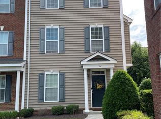 302 Aqua Ct, Hampton, VA 23666