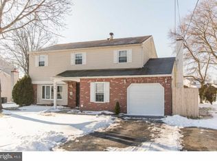 538 Ivyland Rd, Warminster, PA 18974