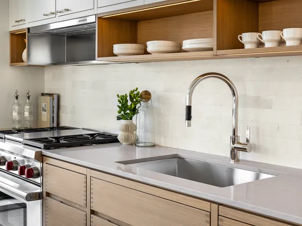 250 West 96th Street 21C image 3 of 28
