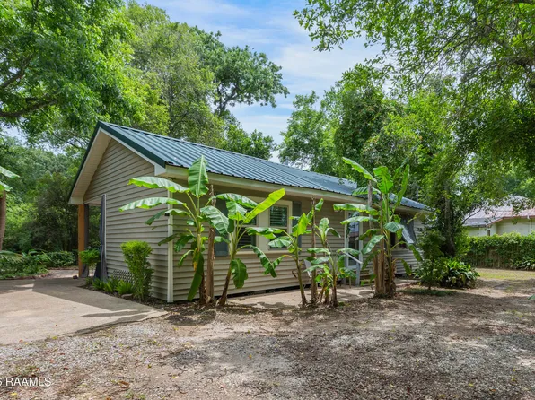 1411 Carmel Dr, Lafayette, LA 70501