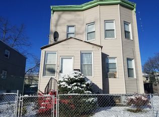379 Amherst St, East Orange, NJ 07018