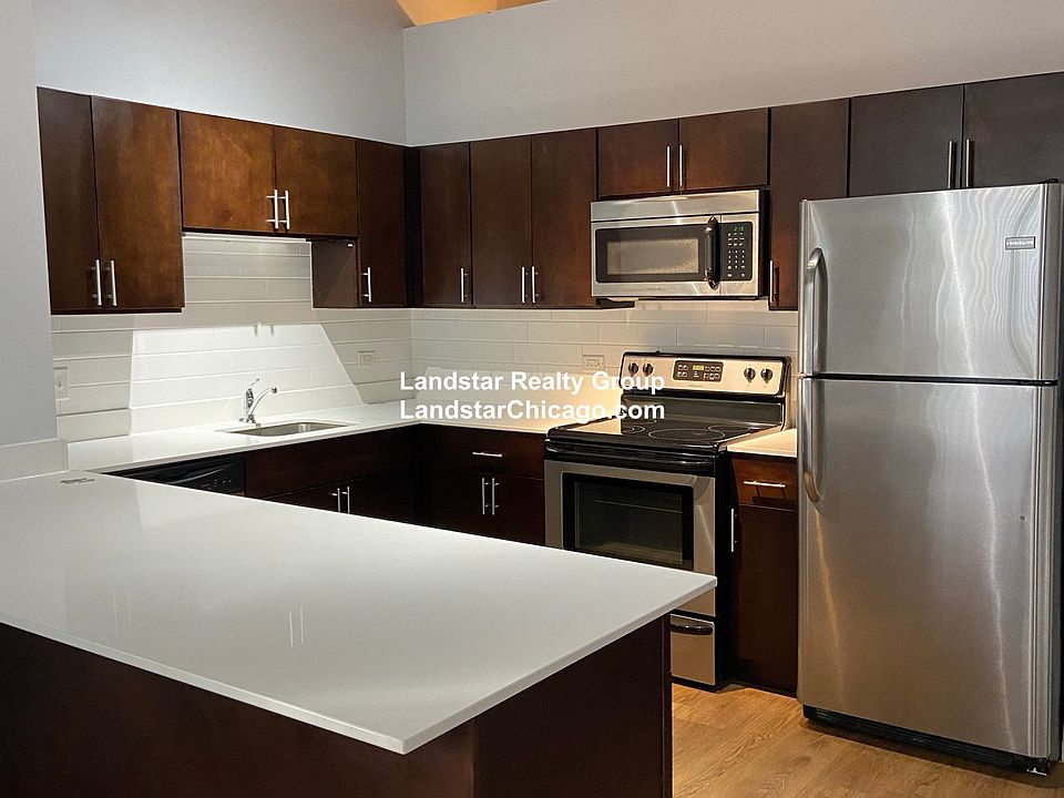 1st image of 125 E 21st St APT 204