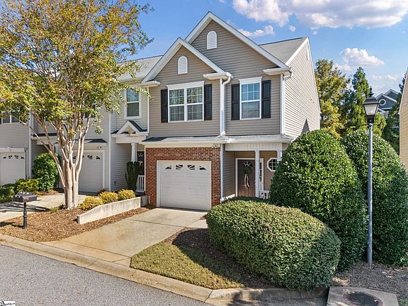 2nd image of 60 Bay Springs Dr