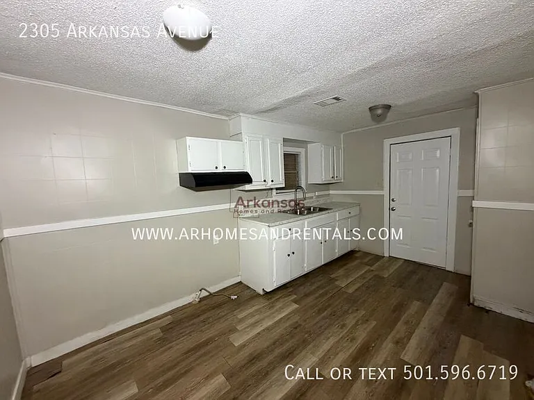 2305 Arkansas Ave — Photo 7