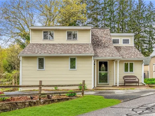 18 Drawbridge Road, Preston, CT 06365