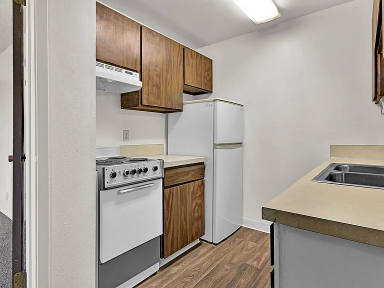 Roosevelt Apartments — Photo 36
