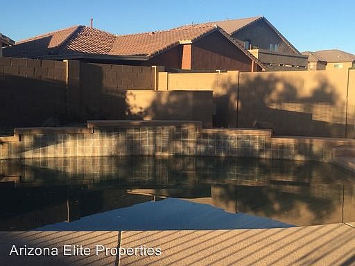 3rd image of 45594 W Keller Dr