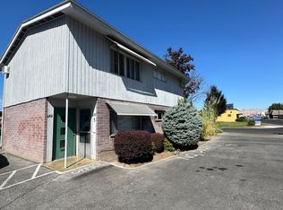 1203 1/2 W Yakima Ave, Yakima, WA 98902