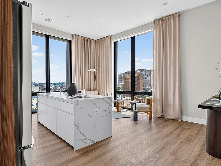 300 Washington St #9G — Photo 7