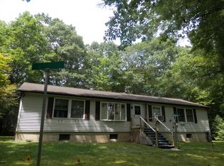 146 Myck Rd, Dingmans Ferry, PA 18328