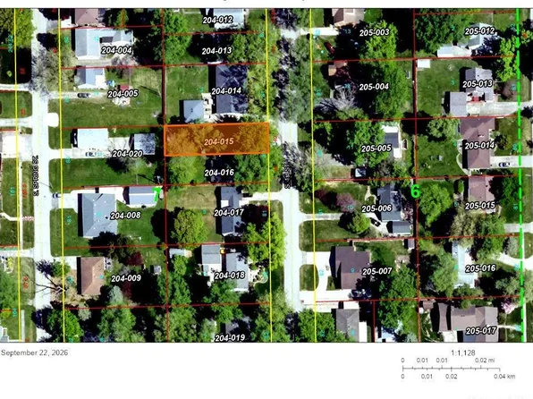 3225 S 1st St, Southern View, IL 62703