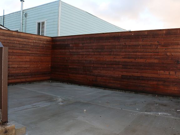 3rd image of 59 Caine Ave Studio 2