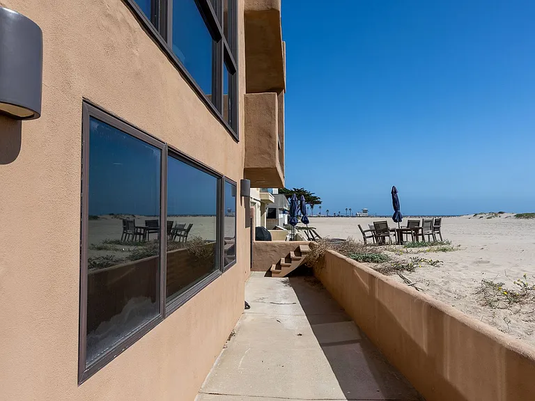 3265 Ocean Dr — Photo 46
