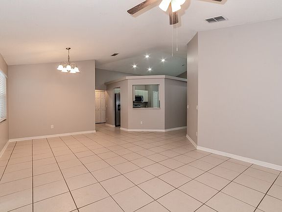 3rd image of 16512 Golden Eagle Blvd