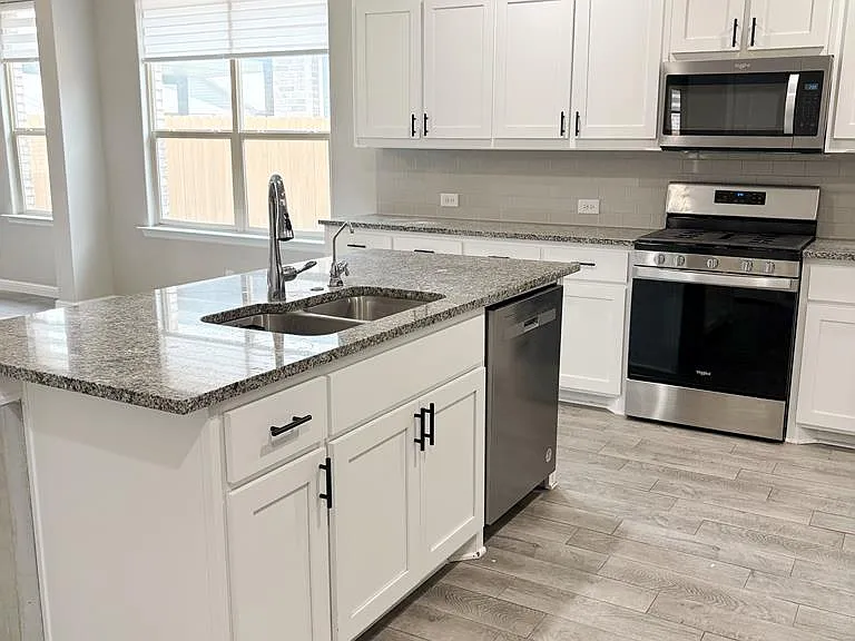 3109 Mountain Quail Rd — Photo 3