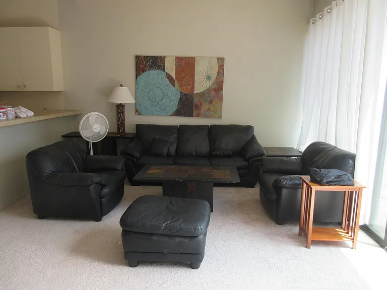 1088 Bishop St #1123 — Photo 1