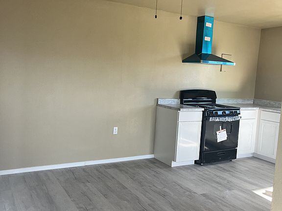 3rd image of 38783 Boulton Ln #B