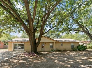 1248 Encino Dr, Pleasanton, TX 78064