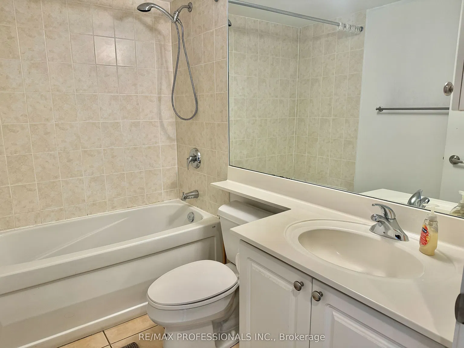 2 bed, $3,100 — Photo 3