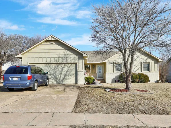 4056 Danbury St, Wichita, KS 67220