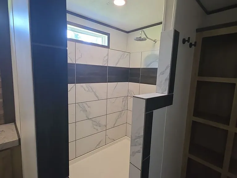 175 Oak Ln — Photo 17