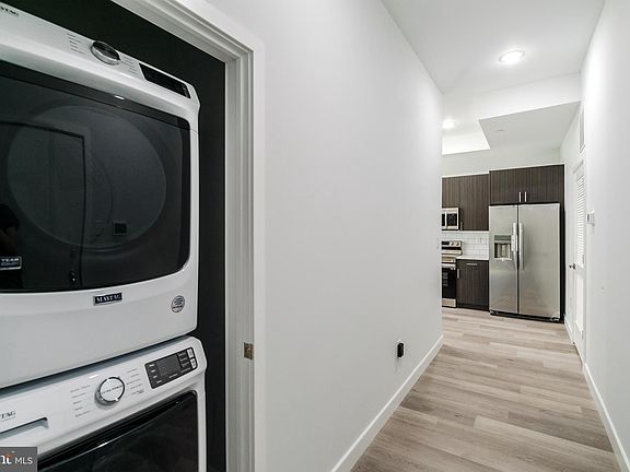 4th image of 2411 N 7th St Unit 4